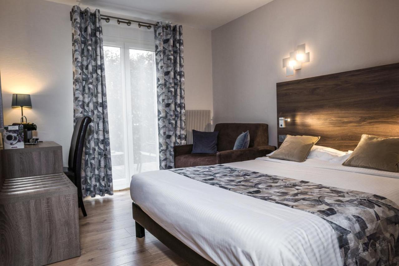 Logis Hotel Le Petit Casset La Boisse エクステリア 写真