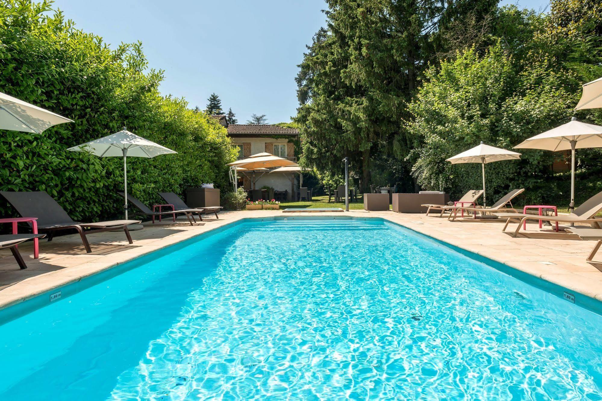 Logis Hotel Le Petit Casset La Boisse エクステリア 写真