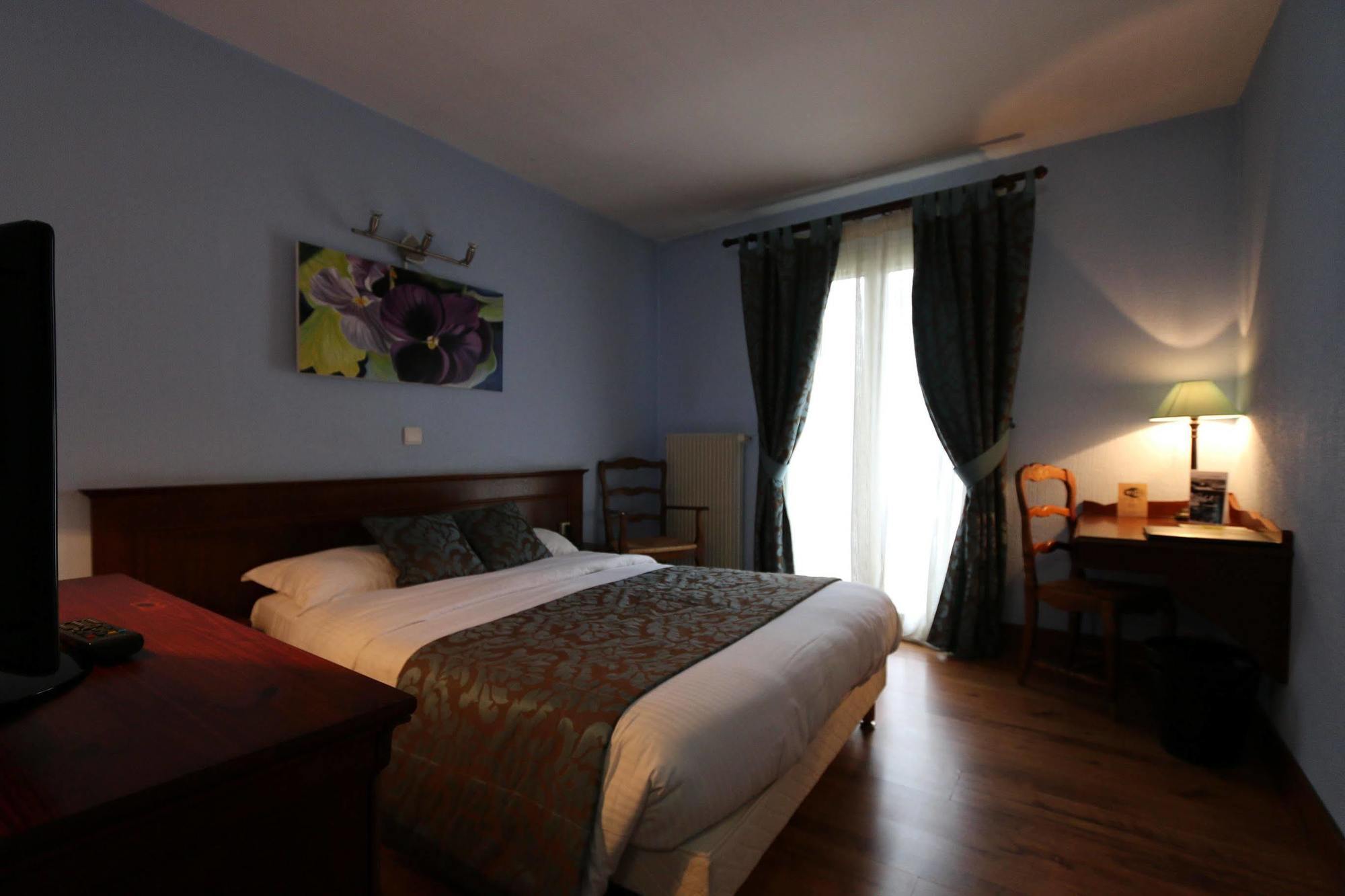 Logis Hotel Le Petit Casset La Boisse エクステリア 写真