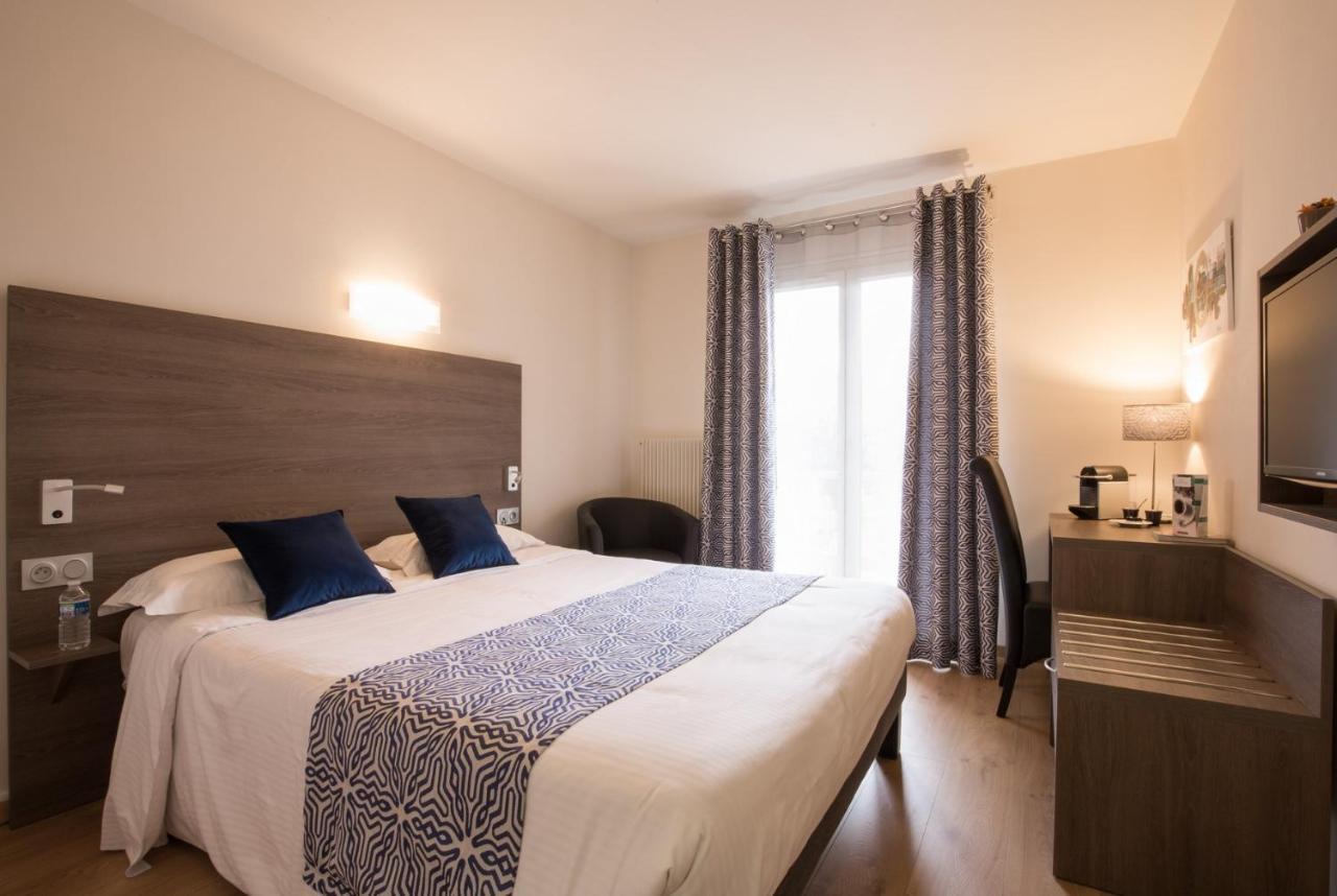 Logis Hotel Le Petit Casset La Boisse エクステリア 写真